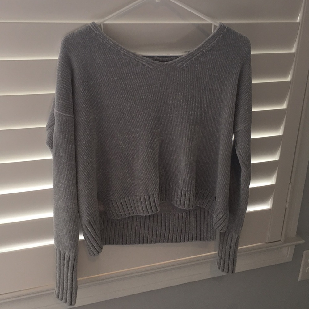 light gray fuzzy crop Hollister sweater